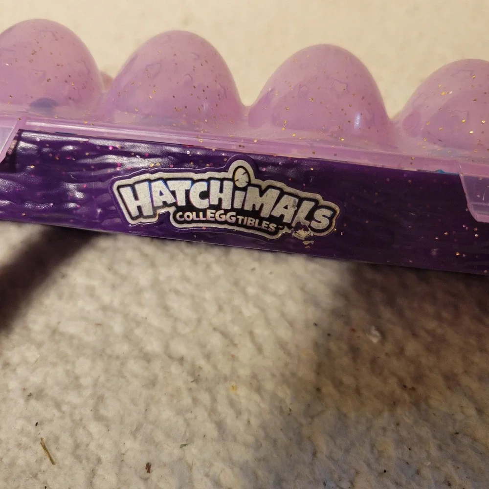Hatchimals CollEGGtibles 12 Pack Egg Carton Purple Glitter‎ Mini Figures Set